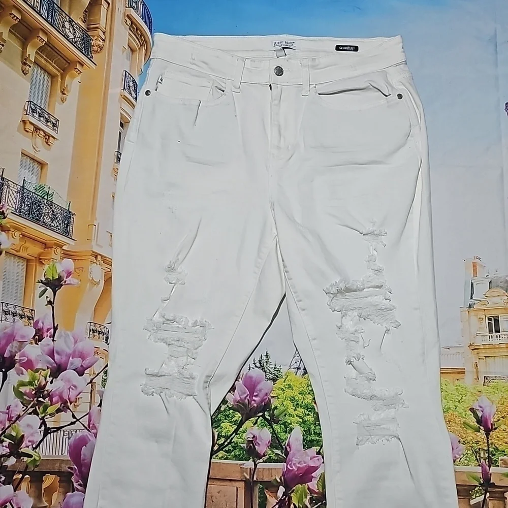 Judy Blue‎ Distressed Skinny White Jeans Size 16W